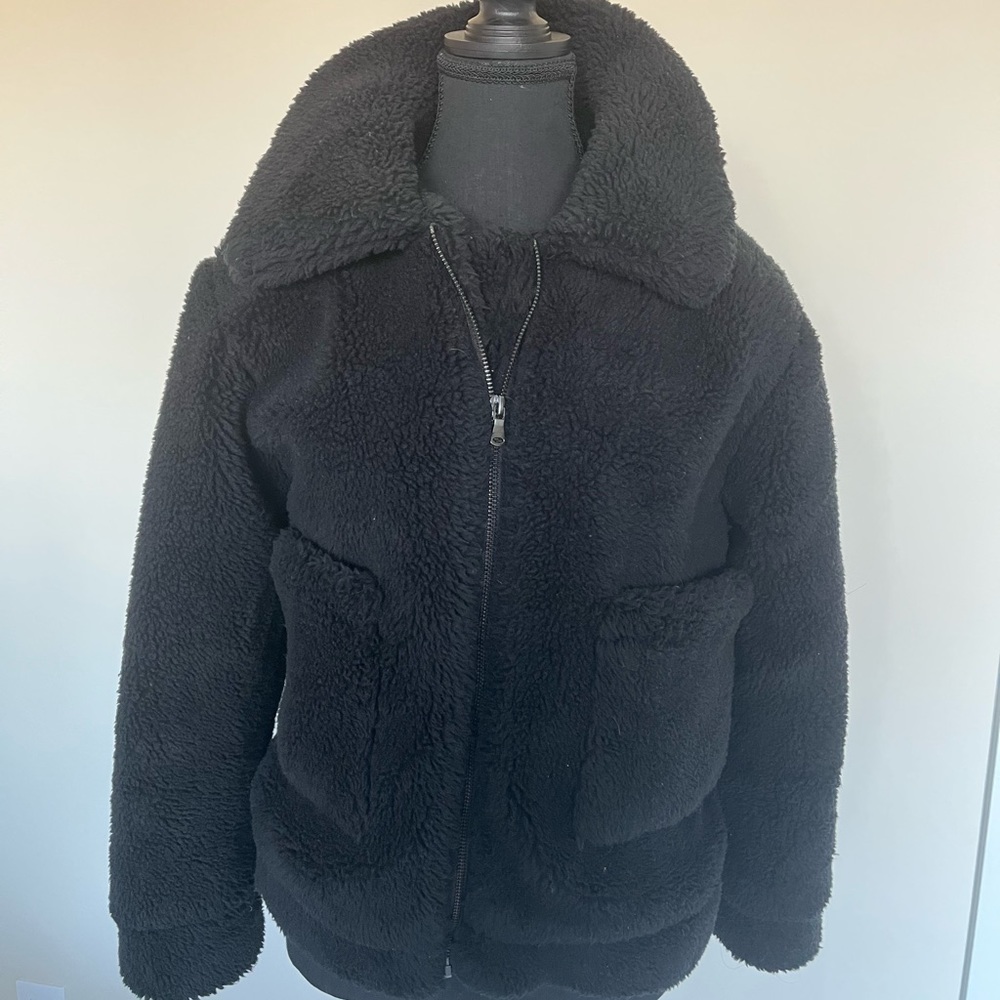 Nordstrom Elodie faux fur girls size L in black zip up